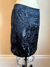 Load image into Gallery viewer, 2005 | Gucci | Black Floral Skirt