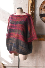 Load image into Gallery viewer, 1990’s | Relaxed Fit Short Sleeve Knit