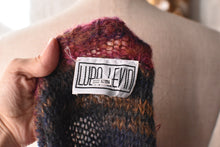 Load image into Gallery viewer, 1990’s | Relaxed Fit Short Sleeve Knit