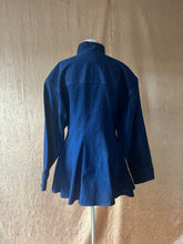 Load image into Gallery viewer, Perry Ellis America Fitted Denim Jacket
