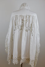Load image into Gallery viewer, 1990’s | Judy Hornby | Oversized Lace Top
