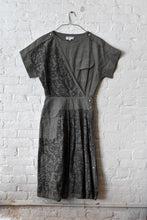 Load image into Gallery viewer, 1990’s | Byblos | Cocoa Floral Midi Dress with Pockets
