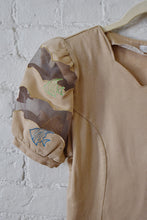 Load image into Gallery viewer, Y2K | Eva Brawn | Beige Puff Sleeve top with Embroidered Fish
